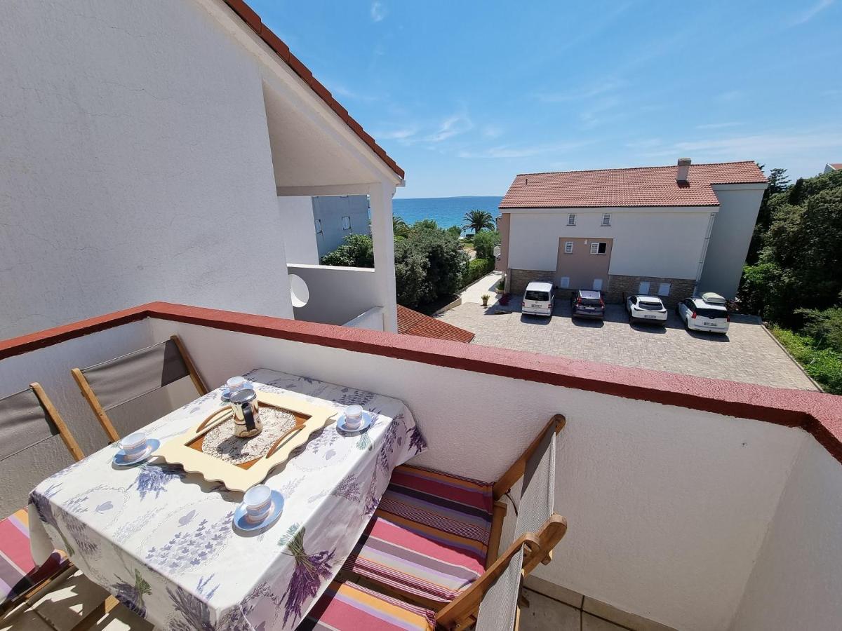 Apartments Ostrea - Mimoza Novalja Eksteriør bilde