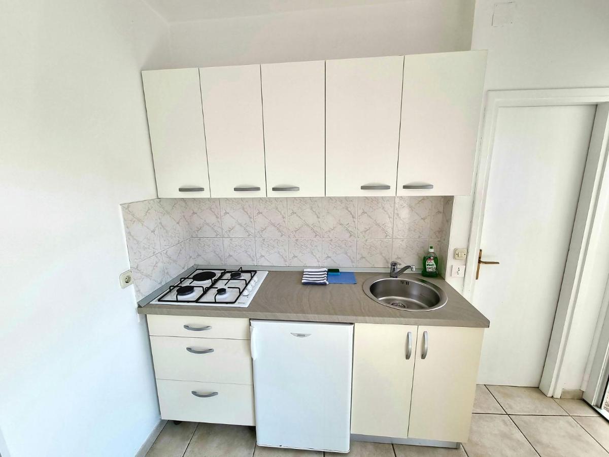 Apartments Ostrea - Mimoza Novalja Eksteriør bilde
