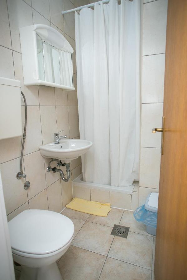 Apartments Ostrea - Mimoza Novalja Eksteriør bilde